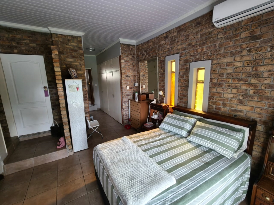 4 Bedroom Property for Sale in Cashan North West